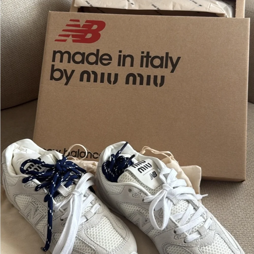 New Balance X Miu Miu 530 SL suede and mesh sneakers - Picture 2 of 2